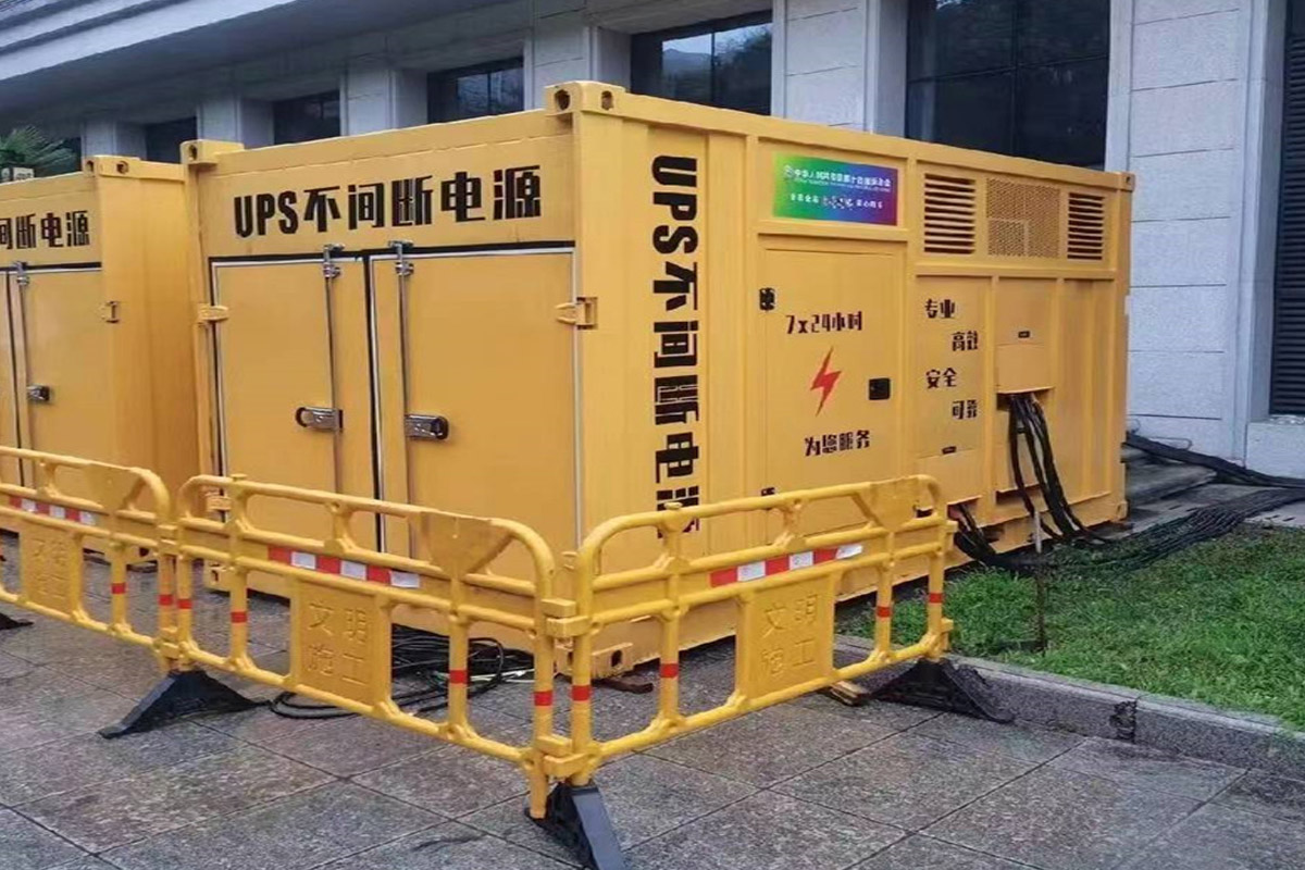 信阳发电机租赁施工现场